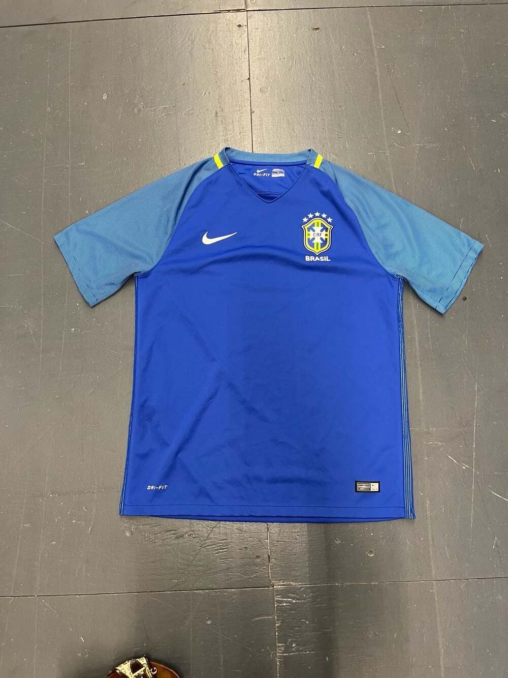 Nike 2016-17 Brazil Away Dri-Fit Soccer Jersey Blue Size Large